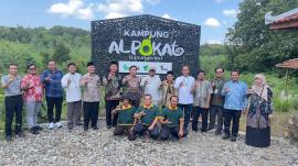 Kemenag RI Sambangi Kampung Alpukat LMI di Wunung
